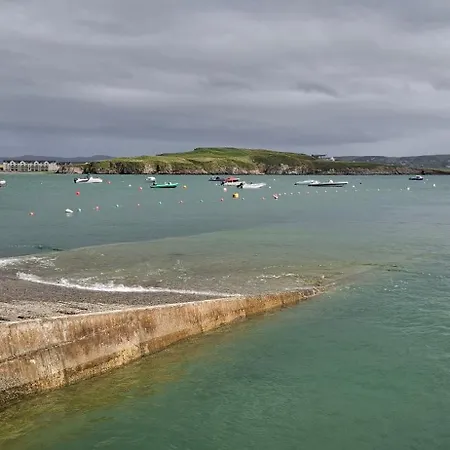 The Mews, Main St, Carrigart, F92Hc04 アパート